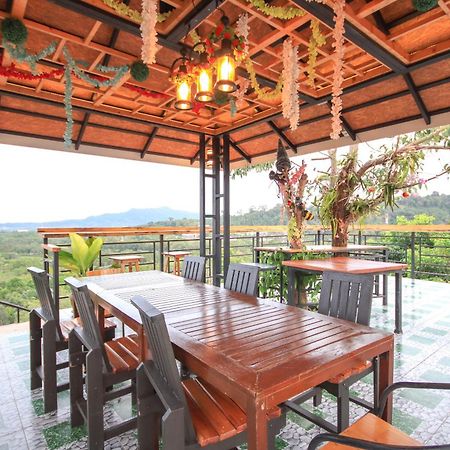 Happy Mountain Airport Resort Nai Yang Beach Buitenkant foto